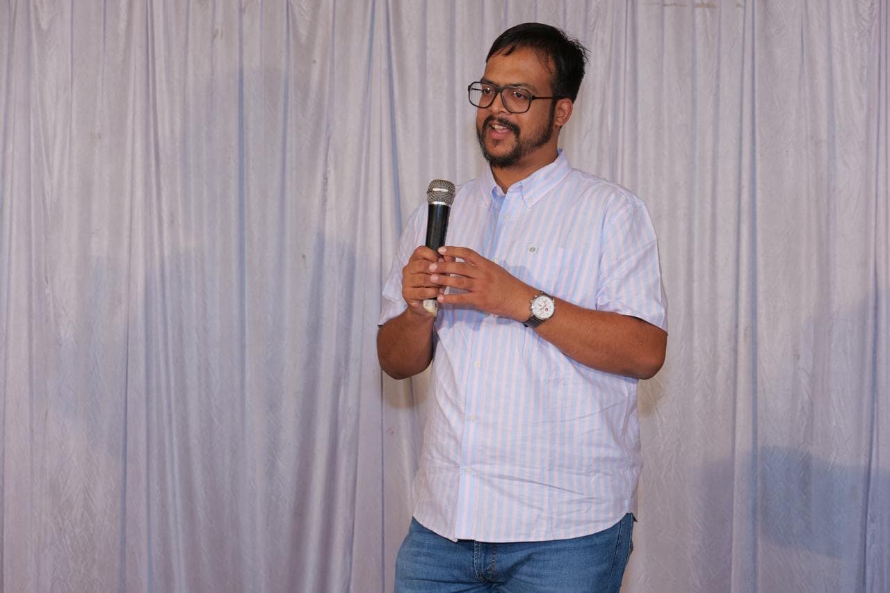 Seminar Addressing the Audience